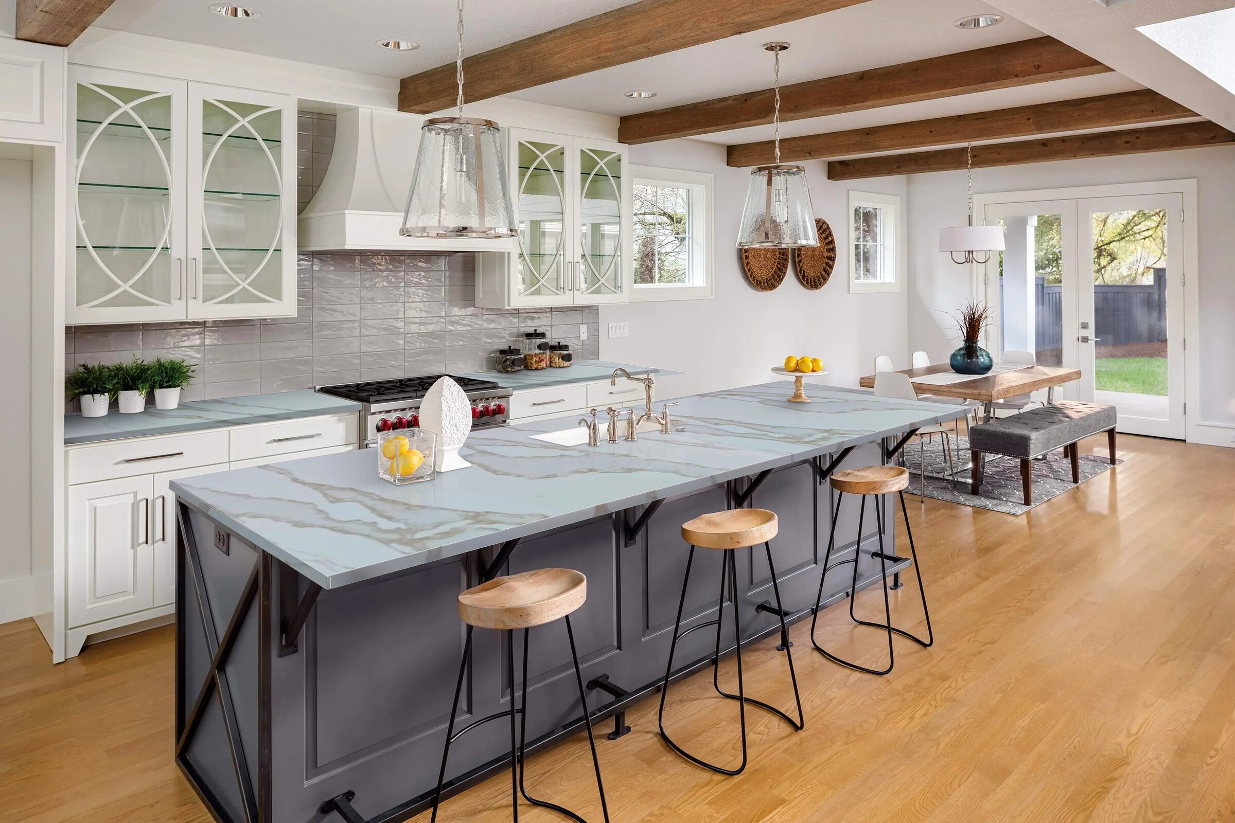 Calacatta Oro Zero surface in a real kitchen setting
